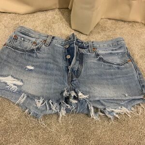 LEVI’S 501® ORIGINAL FIT HIGH RISE WOMEN'S SHORTS, Size 28